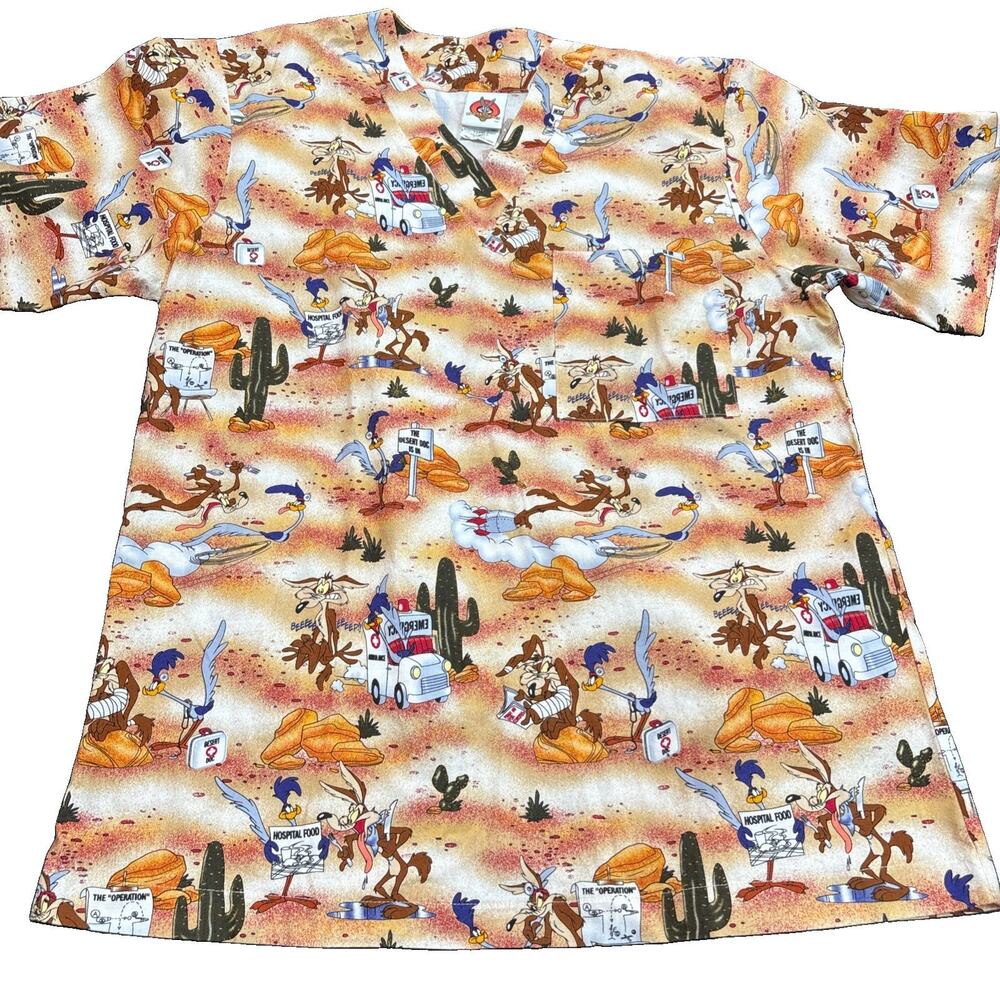 Looney Tunes Road Runner Scrubs Coyote Ugly Small 100% Cotton Desert Landscape